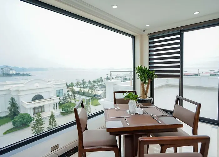 Halong Plus Hotel Ha Long