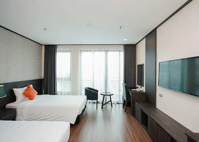 Halong Plus Hotel Ha Long