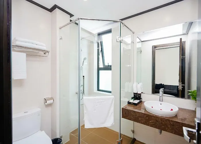 Halong Plus Hotel