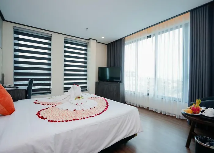 Halong Plus Hotel Ha Long